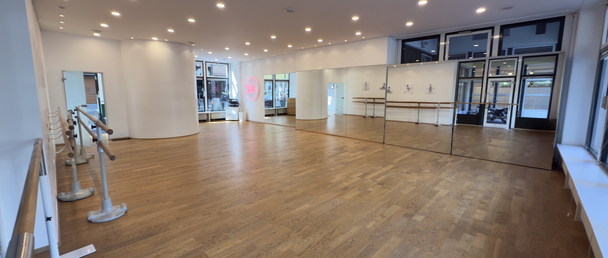 Ballettsaal der Tanzschule NAF DANCE Köln in der Innenstadt